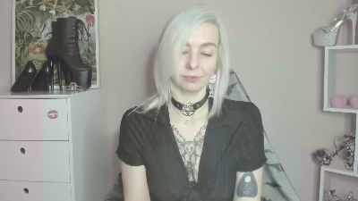 velvetanne live cam on Cam4
