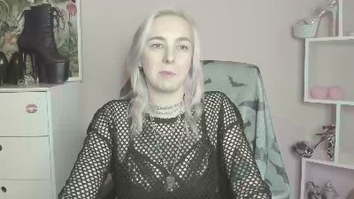 velvetanne live cam on Cam4