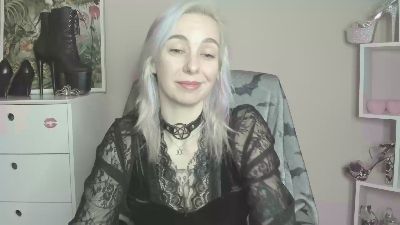 velvetanne live cam on Cam4