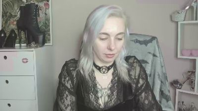 velvetanne live cam on Cam4