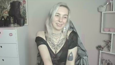 velvetanne live cam on Cam4