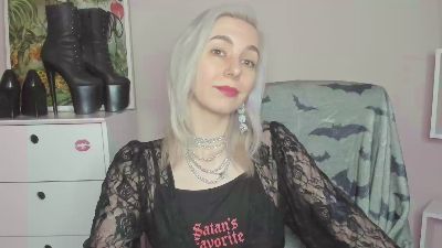 velvetanne live cam on Cam4