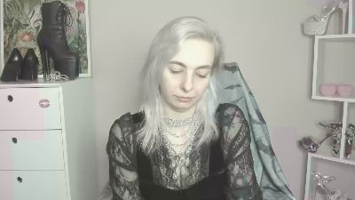 velvetanne live cam on Cam4