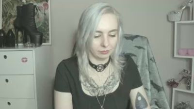 velvetanne live cam on Cam4