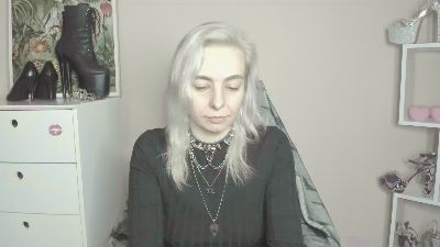 velvetanne live cam on Cam4