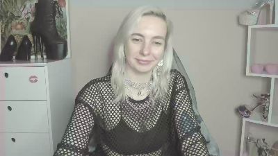 velvetanne live cam on Cam4