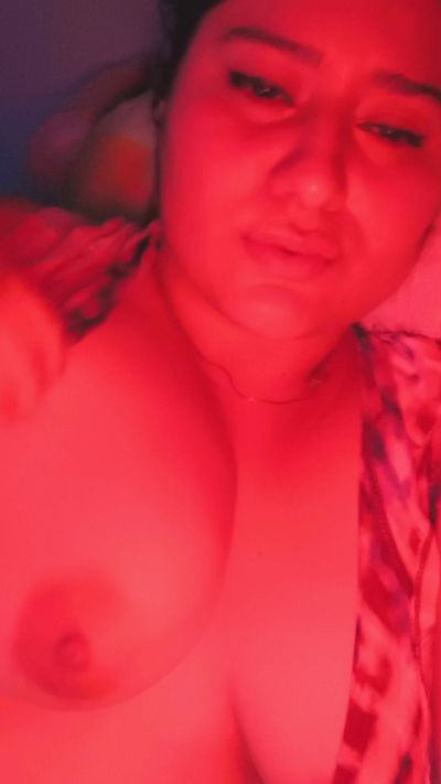 Profile and Statistics for velvett_xxx on Cam4
