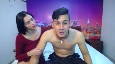 venesomoscoup live cam on Cam4