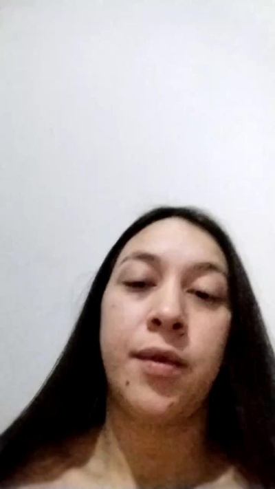 venus2405 live cam on Cam4