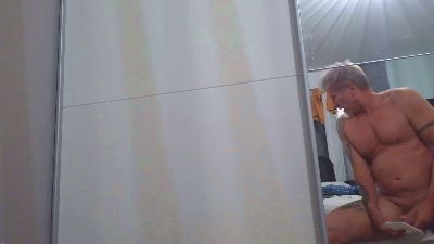 verbatim100 live cam on Cam4