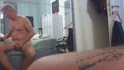 verbatim100 live cam on Cam4