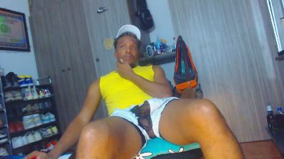 vergon_cali live cam on Cam4