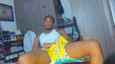 vergon_cali live cam on Cam4