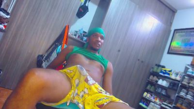 vergon_cali live cam on Cam4