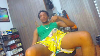 vergon_cali live cam on Cam4