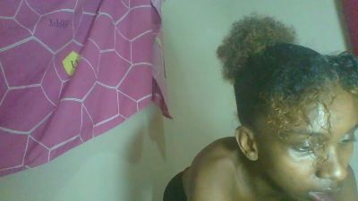 verolove2 live cam on Cam4