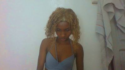 verolove2 live cam on Cam4