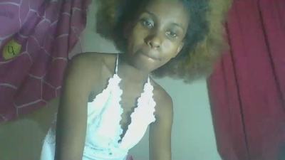 verolove2 live cam on Cam4