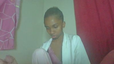 verolove2 live cam on Cam4