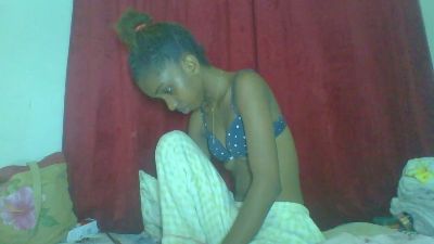 verolove2 live cam on Cam4