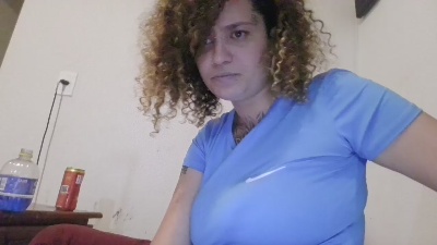veronica3228 live cam on Cam4