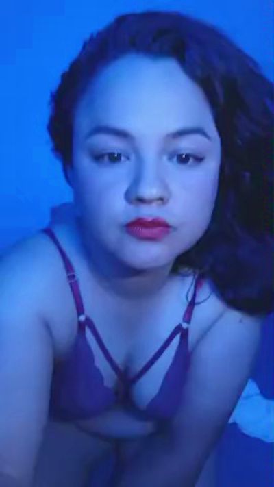 veronicarodrig5 live cam on Cam4