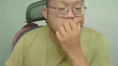 verucaucb live cam on Cam4