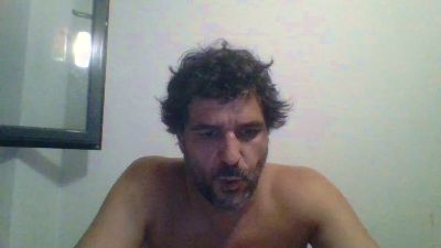 vic_victor live cam on Cam4