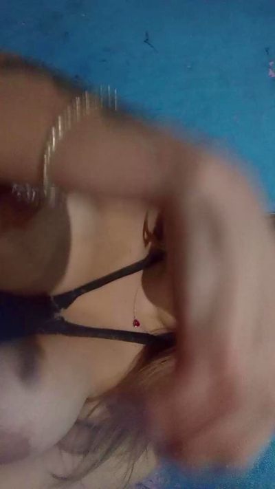 vicc7 live cam on Cam4