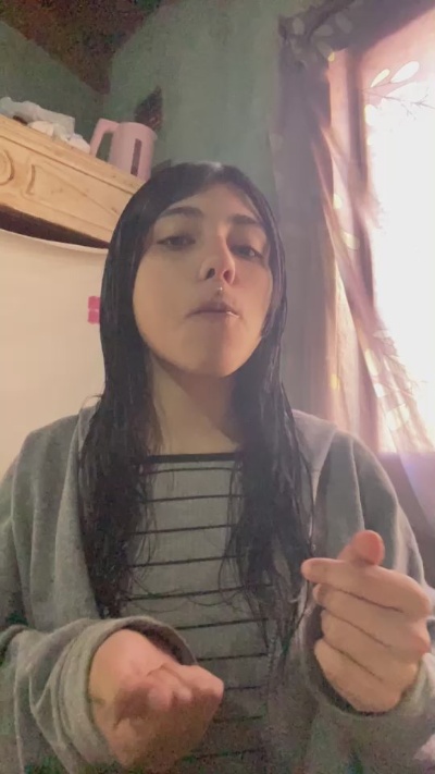 victoria19 live cam on Cam4