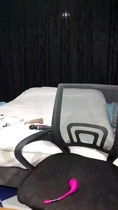 victoriaKabal live cam on Cam4