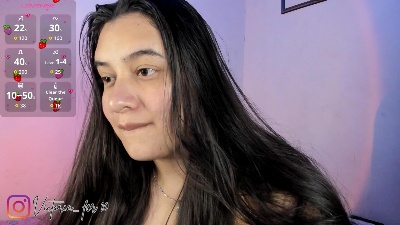 victoria_fer2 live cam on Cam4