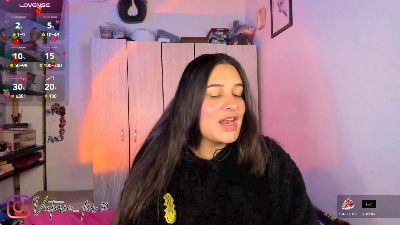 victoria_fer2 live cam on Cam4