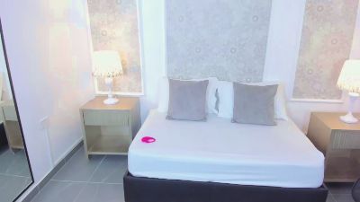victoria_vallmo live cam on Cam4