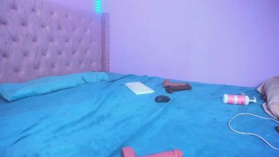 victoria_x live cam on Cam4