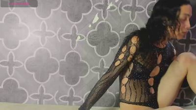 victoria_x live cam on Cam4