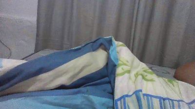 vicuchi2 live cam on Cam4