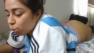vicuchi2 live cam on Cam4