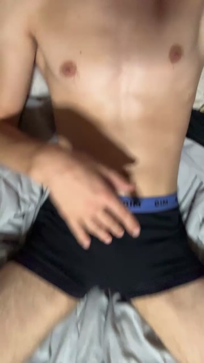 viensmesucerhot live cam on Cam4
