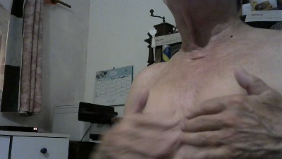 vieuxcoucou09 live cam on Cam4