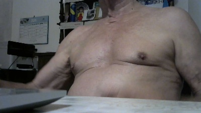 vieuxcoucou09 live cam on Cam4