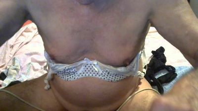 vieuxcoucou09 live cam on Cam4