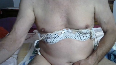 vieuxcoucou09 live cam on Cam4