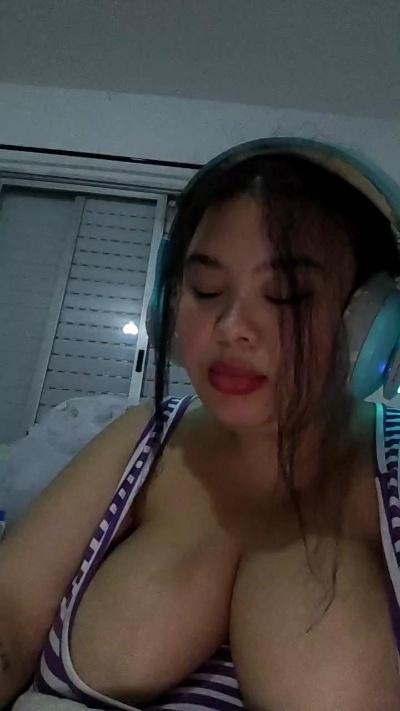 viikealex live cam on Cam4