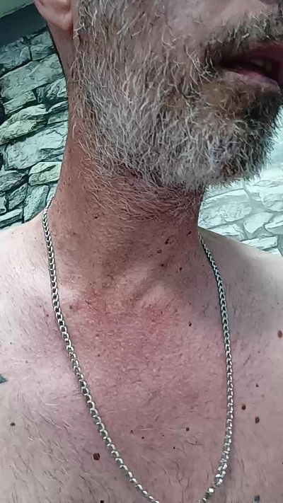 vijunior80 live cam on Cam4