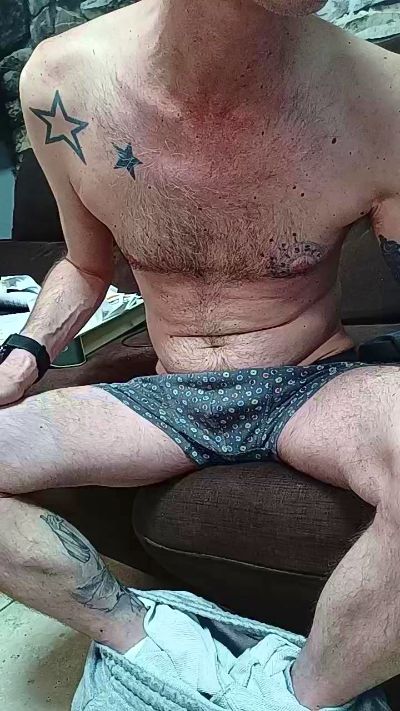 vijunior80 live cam on Cam4