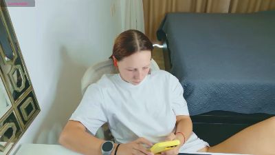 viktoria_sillk live cam on Cam4