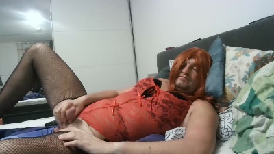 viky83_bottom live cam on Cam4