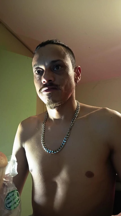 villanocat live cam on Cam4