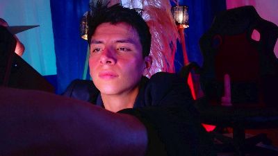 vincent_kane live cam on Cam4
